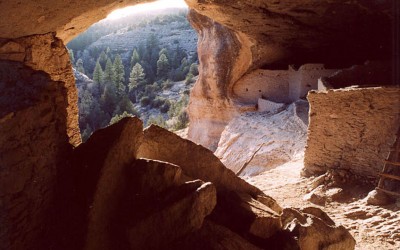 10 Mysterious Cliff Dwellings