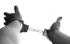 handcuffs-921290_1280