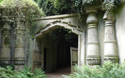 10 Creepy And Haunted Graveyards