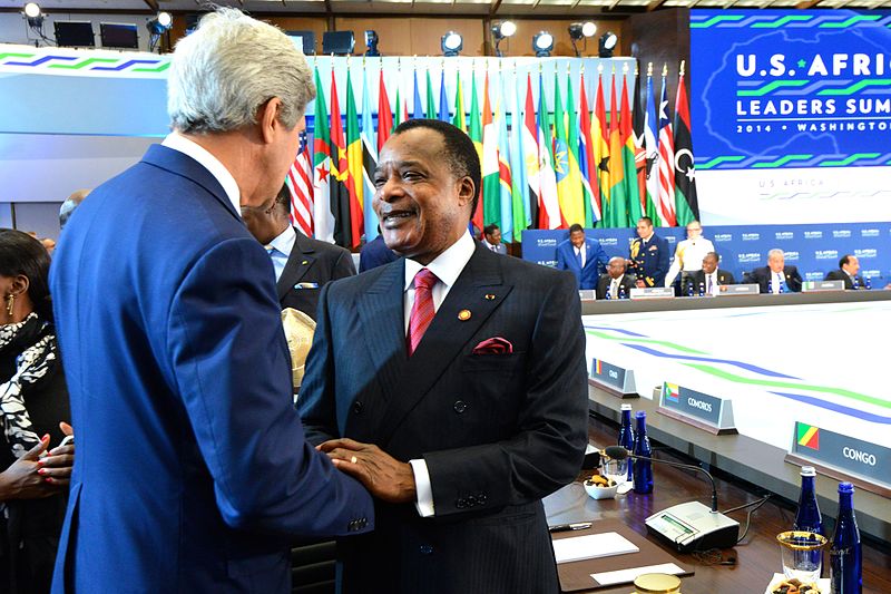 Secretary_Kerry_greets_President_Sassou