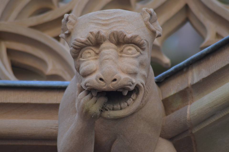 gargoyle-1663460_960_720