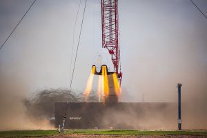 elon musk Dragon_2_hover_test_(24159153709)