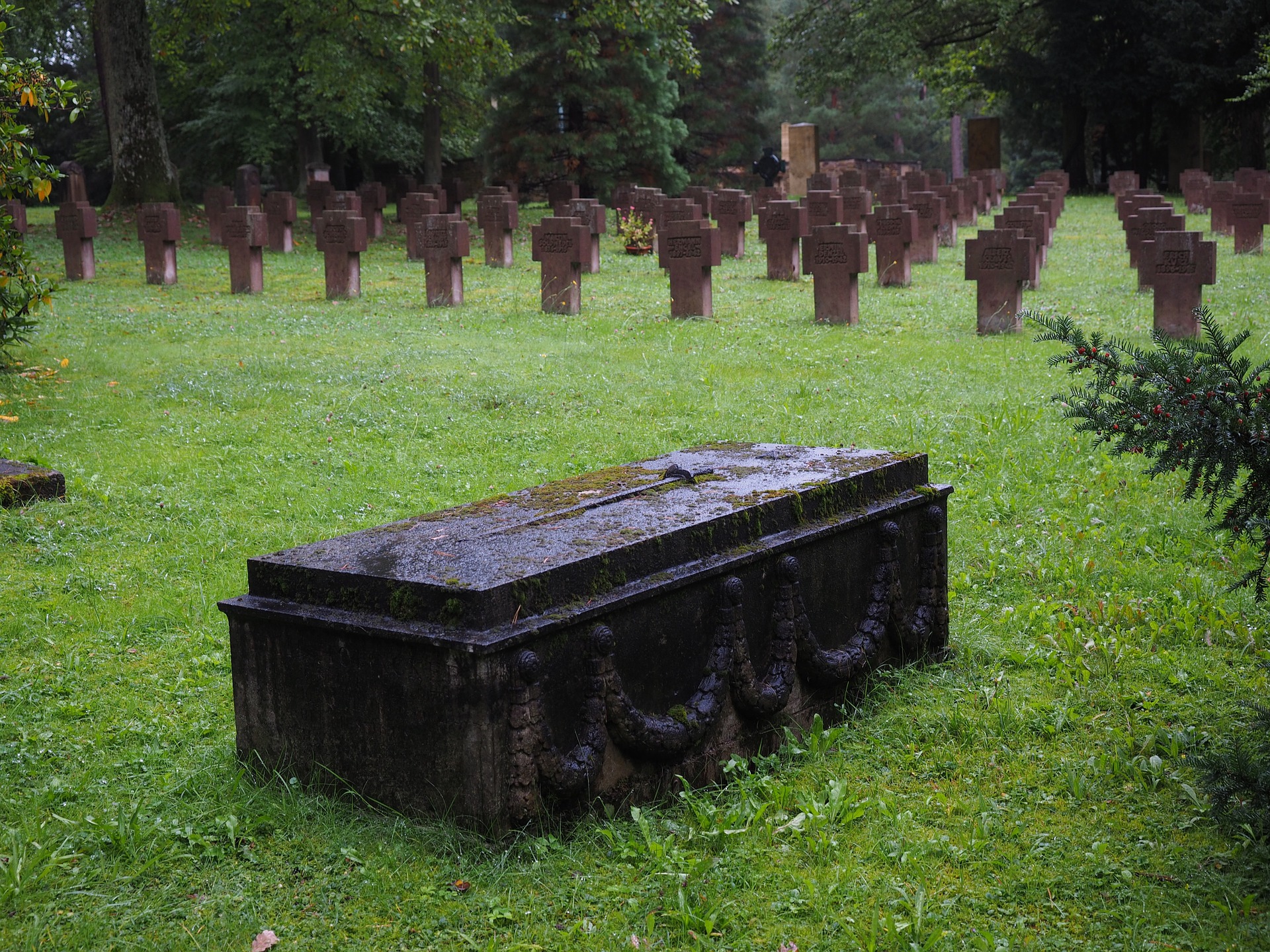 genghis khan grave-stones-694096_1920