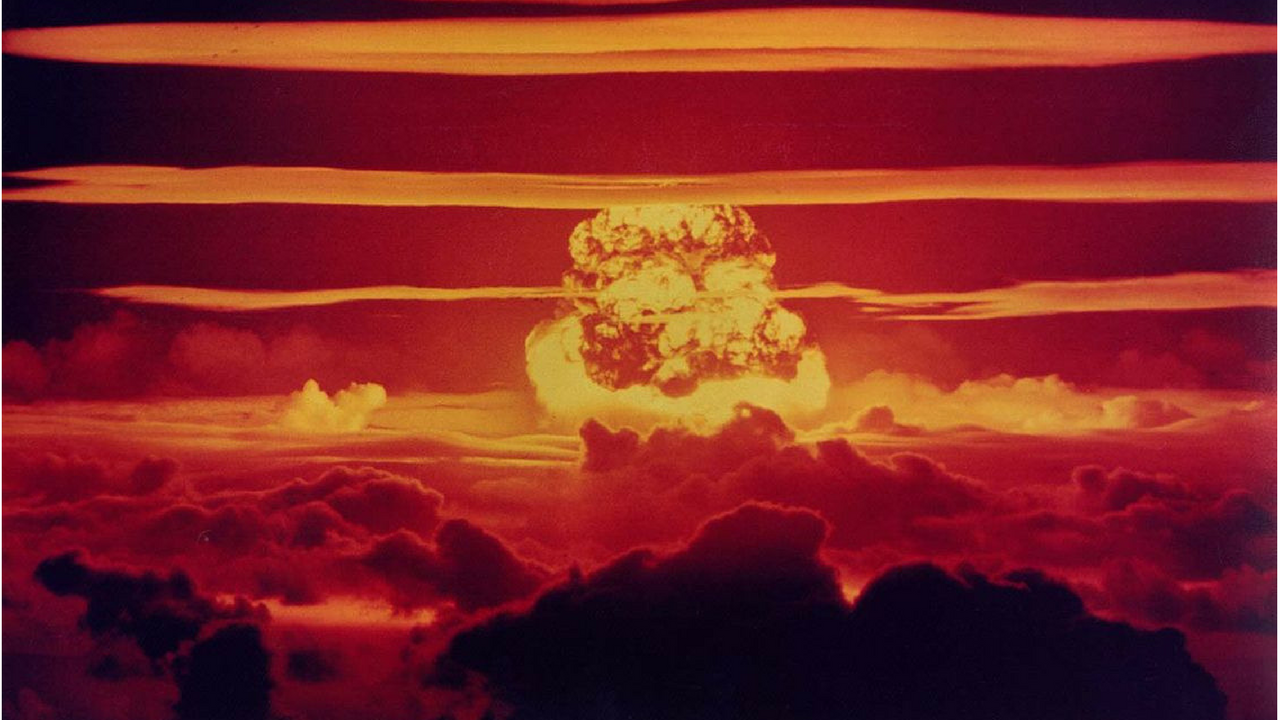 10-terrifying-nuclear-bomb-effects-eskify