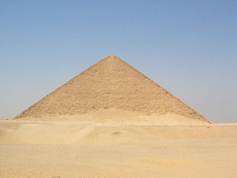 mysterious pyramids Red Pyramid 