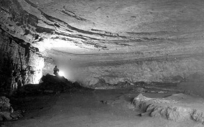 English Cave: Mysterious Cave DISAPPEARED 100 Years Ago