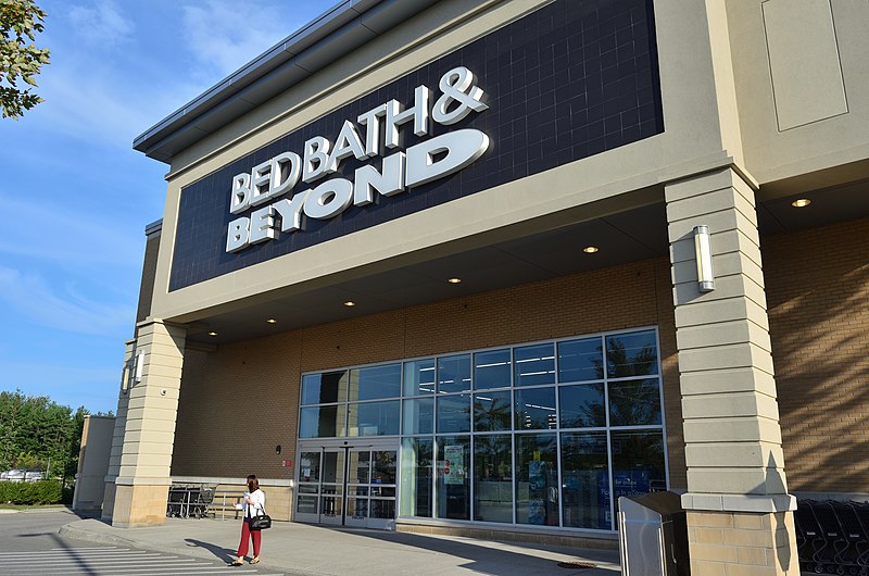 bed bath and beyond stock hits 22 year low